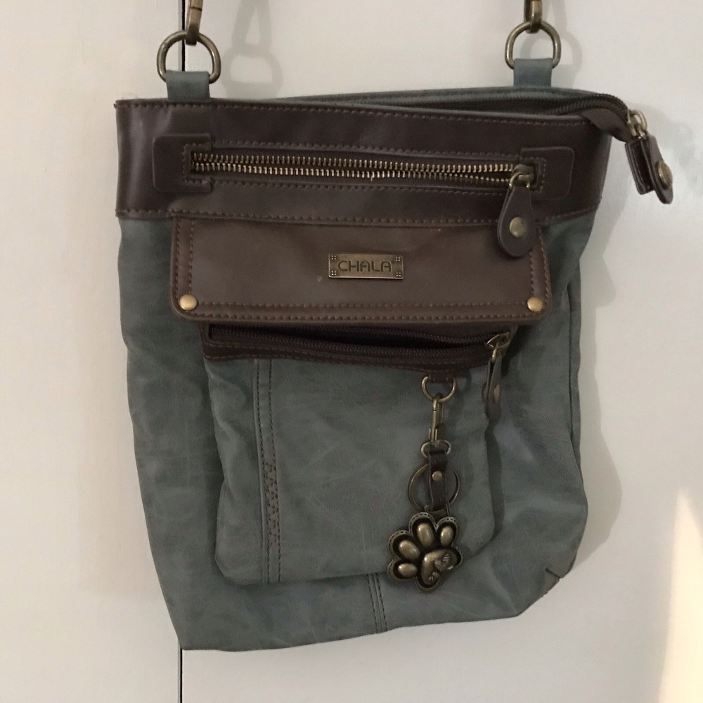 Chala Crossbody Purse Paw Charm 10" X 11"‎
